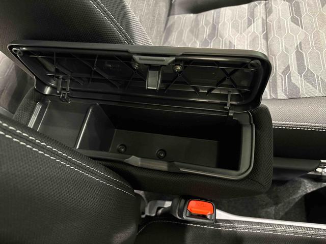 タフトG クロムベンチャー ディスプレイオーディオ バックカメラ付スカイフィールトップ クロムパック メッキパック シルバーアンダーガーニッシュ インテリアアクセント LEDオートライト&フォグランプ 電動パーキングブレーキ バックカメラ アルミホイール(広島県)の中古車