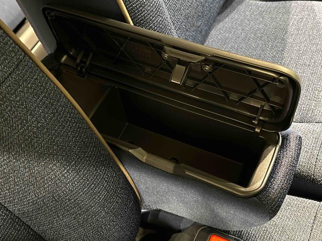 ムーヴキャンバスセオリーＧ　バックカメラ付き　前席シ−トヒーターＬＥＤオートライト・フォグランプ　電動パーキングブレーキ　プッシュボタンスタート　セキュリティアラーム　バックカメラ　両側パワースライドドアウエルカムオープン機能　オート電動格納式ドアミラー（広島県）の中古車