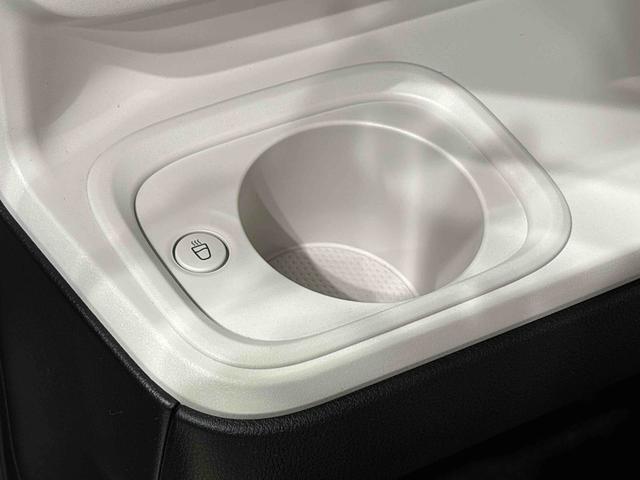 ムーヴキャンバスストライプスG バックモニター対応カメラ シートヒーターLEDオートライト・フォグランプ 電動パーキングブレーキ プッシュボタンスタート セキュリティアラーム バックカメラ 両側パワースライドドアウエルカムオープン機能 オート電動格納式ドアミラー(広島県)の中古車