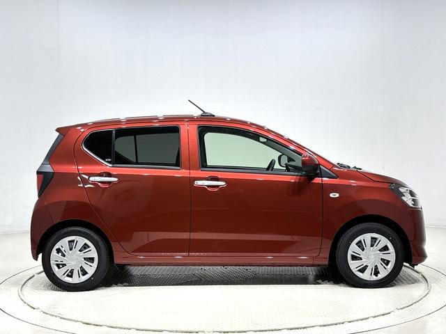 ミライースX SAIII ディスプレイオーディオ バックモニターLEDヘッドランプ セキュリティアラーム コーナーセンサー 14インチフルホイールキャップ キーレスエントリー 電動格納式ドアミラー ショツピングフック マニュアルエアコン(広島県)の中古車