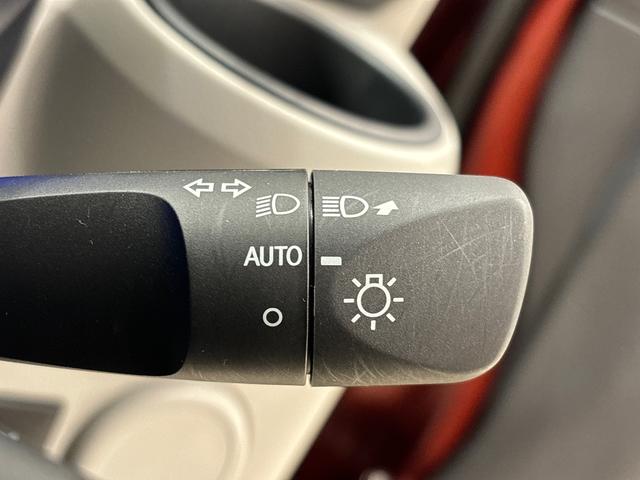 ミライースX SAIII ディスプレイオーディオ バックモニターLEDヘッドランプ セキュリティアラーム コーナーセンサー 14インチフルホイールキャップ キーレスエントリー 電動格納式ドアミラー ショツピングフック マニュアルエアコン(広島県)の中古車