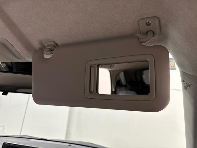 ロッキーＧ　ナビ　パノラマモニター　ＥＴＣ車載器　ドライブレコーダーＬＥＤヘッドランプ・フォグランプ　全車速追従機能付アダプティブクルーズコントロール　レーンキープコントロール　１７インチアルミホイール　シートヒーター　プッシュボタンスタート（広島県）の中古車