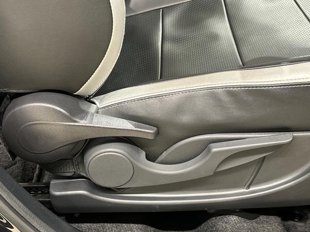 ロッキーＧ　ナビ　パノラマモニター　ＥＴＣ車載器　ドライブレコーダーＬＥＤヘッドランプ・フォグランプ　全車速追従機能付アダプティブクルーズコントロール　レーンキープコントロール　１７インチアルミホイール　シートヒーター　プッシュボタンスタート（広島県）の中古車