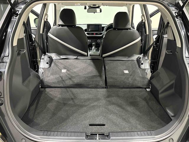 ロッキーＧ　ナビ　パノラマモニター　ＥＴＣ車載器　ドライブレコーダーＬＥＤヘッドランプ・フォグランプ　全車速追従機能付アダプティブクルーズコントロール　レーンキープコントロール　１７インチアルミホイール　シートヒーター　プッシュボタンスタート（広島県）の中古車