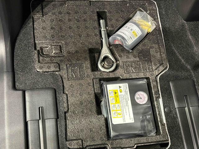 タントカスタムＲＳ　９インチディスプレイオーディオＬＥＤオートライト　パワースライドドアウェルカムオープン機能　電動パーキングブレーキ　運転席助手席シートヒーター　アルミホイール　キーフリーシステム　　オート電動格納式ドアミラー（広島県）の中古車