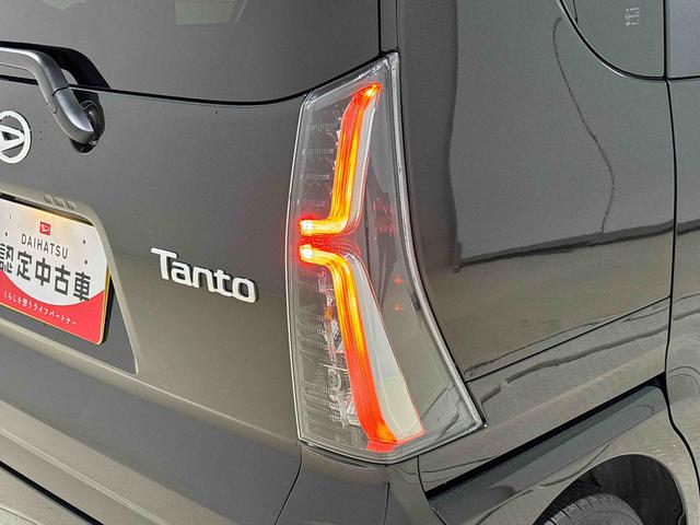 タントカスタムＲＳ　９インチディスプレイオーディオＬＥＤオートライト　パワースライドドアウェルカムオープン機能　電動パーキングブレーキ　運転席助手席シートヒーター　アルミホイール　キーフリーシステム　　オート電動格納式ドアミラー（広島県）の中古車