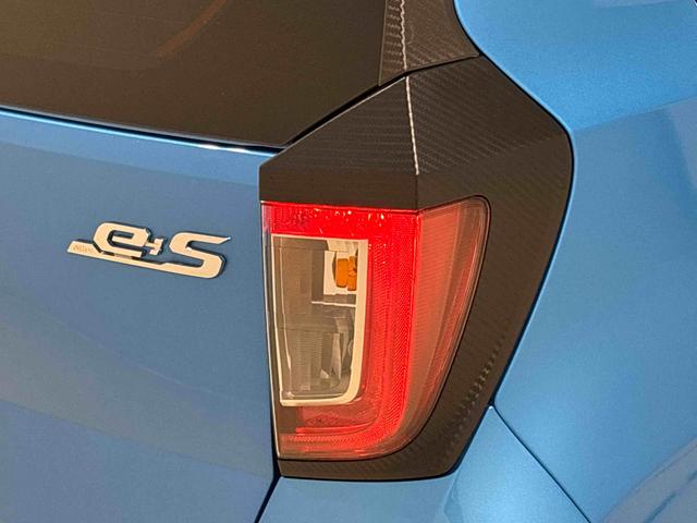 ミライースＸ　リミテッドＳＡIII　バックモニター　マニュアルエアコンＬＥＤヘッドランプ　セキュリティアラーム　コーナーセンサー　１４インチフルホイールキャップ　キーレスエントリー　電動格納式ドアミラー　ショツピングフック　マニュアルエアコン（広島県）の中古車