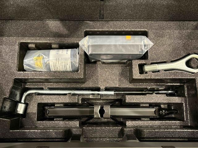 タフトＧ　クロムベンチャー　ディスプレイオーディオスカイフィールトップ　クロムパック　メッキパック　シルバーアンダーガーニッシュ　インテリアアクセント　ＬＥＤオートライト＆フォグランプ　電動パーキングブレーキ　バックカメラ　アルミホイール（広島県）の中古車