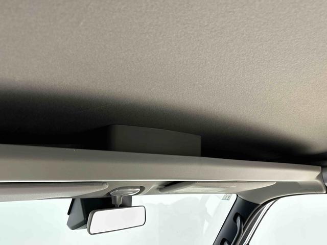 ハイゼットカーゴＤＸ　キーレスエントリー　電子制御式４ＷＤ　コーナーセンサーオーバーヘッドシェルフ　ＡＭＦＭラジオ　リバース連動リヤワイパー　ヒルホールドシステム　ＶＳＣ＆ＴＲＣ　ＡＢＳ　電動式パワーステアリング（広島県）の中古車