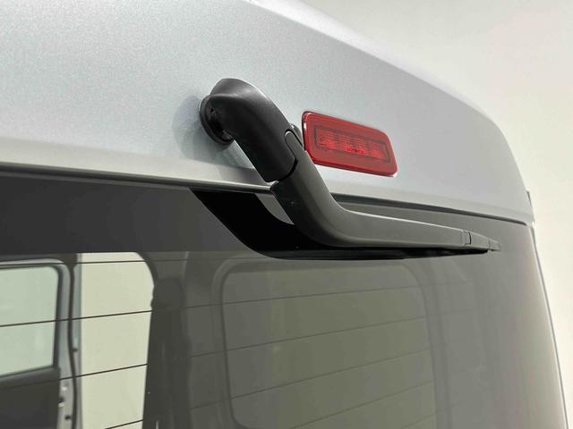 ハイゼットカーゴＤＸ　キーレスエントリー　電子制御式４ＷＤ　コーナーセンサーオーバーヘッドシェルフ　ＡＭＦＭラジオ　リバース連動リヤワイパー　ヒルホールドシステム　ＶＳＣ＆ＴＲＣ　ＡＢＳ　電動式パワーステアリング（広島県）の中古車