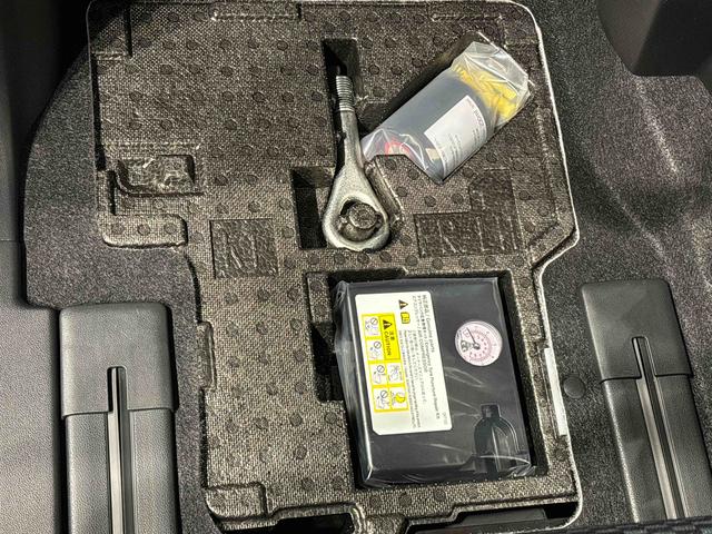 タントカスタムX パノラマモニター対応 前席シートヒーター両側電動スライドドア 電動パーキングブレーキ オートブレーキホールド機能 運転席シートリフター チルトステアリング 格納式リヤドアサンシェード(広島県)の中古車