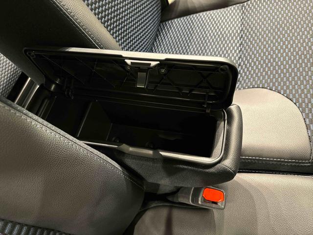 タントカスタムＲＳ　９インチディスプレイオーディオ　シートヒーターＬＥＤオートライト　パワースライドドアウェルカムオープン機能　電動パーキングブレーキ　運転席助手席シートヒーター　アルミホイール　キーフリーシステム　　オート電動格納式ドアミラー（広島県）の中古車