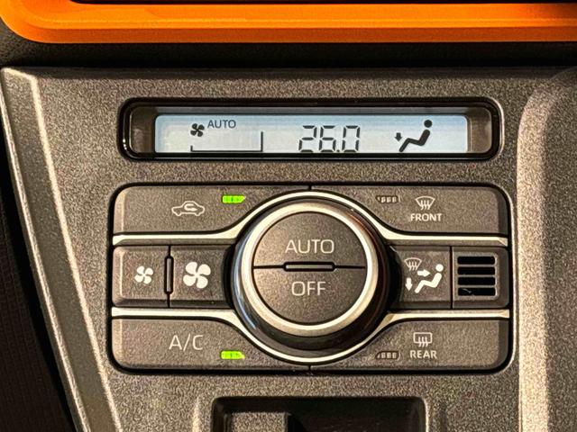 タントファンクロスターボ バックカメア付き 前席シートヒーターLEDヘッドライト・フォグランプ 後席両側パワースライドドア 運転席・助手席シートヒーター オートライト サイドエアバッグ 純正15インチアルミホイール キーフリーシステム(広島県)の中古車