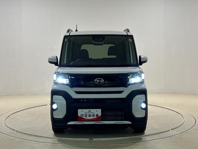 タントファンクロスターボ バックカメア付き 前席シートヒーターLEDヘッドライト・フォグランプ 後席両側パワースライドドア 運転席・助手席シートヒーター オートライト サイドエアバッグ 純正15インチアルミホイール キーフリーシステム(広島県)の中古車