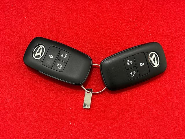 タントファンクロスターボ バックカメア付き 前席シートヒーターLEDヘッドライト・フォグランプ 後席両側パワースライドドア 運転席・助手席シートヒーター オートライト サイドエアバッグ 純正15インチアルミホイール キーフリーシステム(広島県)の中古車