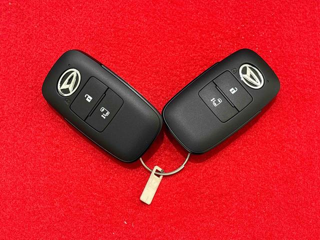 タントＸ　キーフリー　ＬＥＤヘッドライト　シートヒーター片側パワースライドドア　オートエアコン　オートライト　電動パーキングブレーキ　ブレーキホールド機能　プッシュボタンスタート　シートリフター　シートバックテーブル　コーナーセンサー　バックカメラ（広島県）の中古車