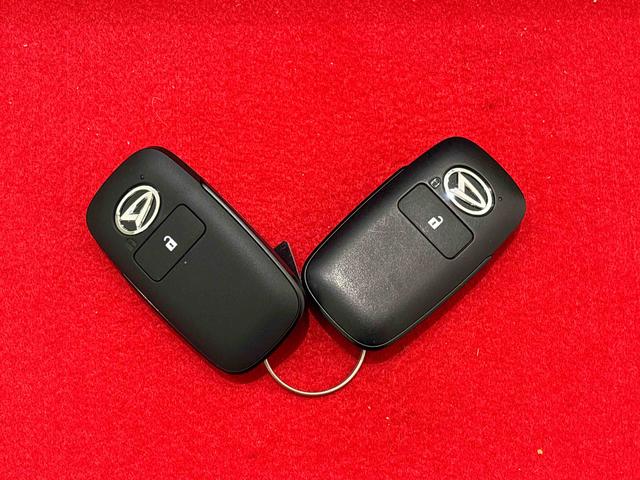 タフトG ダーククロムベンチャースカイフィールトップ ダークメッキパック シルバーアンダーガーニッシュ インテリアアクセント LEDオートライト&フォグランプ 電動パーキングブレーキ バックカメラ アルミホイール(広島県)の中古車