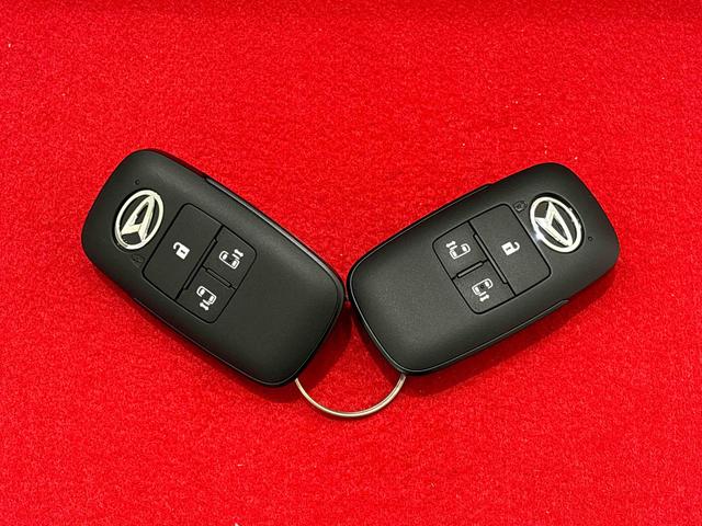 アトレーRS カーペットマット ワイドバイザー Bカメラ ターボ車両側電動スライドドア プッシュボタンスタート アイドリングストップ車 LEDヘッドライト LEDフォグランプ オートライト 前後コーナーセンサー フロントトップシェードガラス 電子カードキー(広島県)の中古車