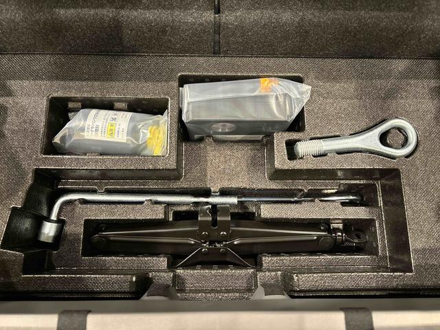 タフトG ダーククロムベンチャースカイフィールトップ クロムパック メッキパック シルバーアンダーガーニッシュ インテリアアクセント LEDオートライト&フォグランプ 電動パーキングブレーキ バックカメラ アルミホイール(広島県)の中古車