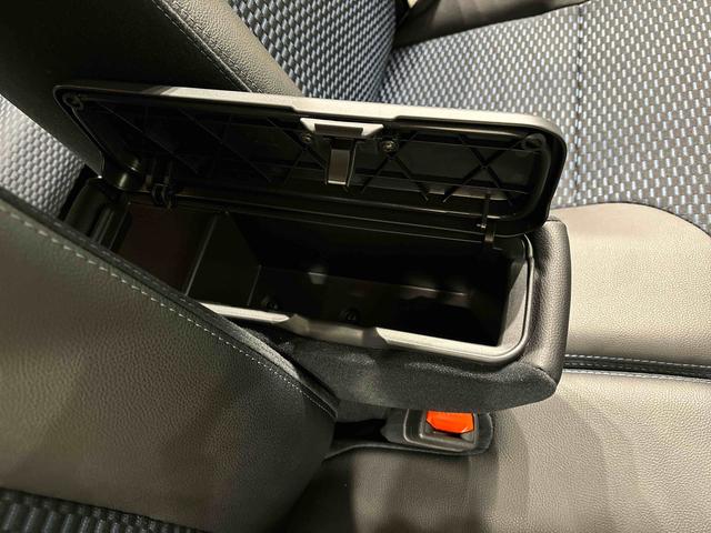 タントカスタムXLEDオートライト パワースライドドアウェルカムオープン機能 電動パーキングブレーキ 運転席助手席シートヒーター アルミホイール キーフリーシステム オート電動格納式ドアミラー(広島県)の中古車