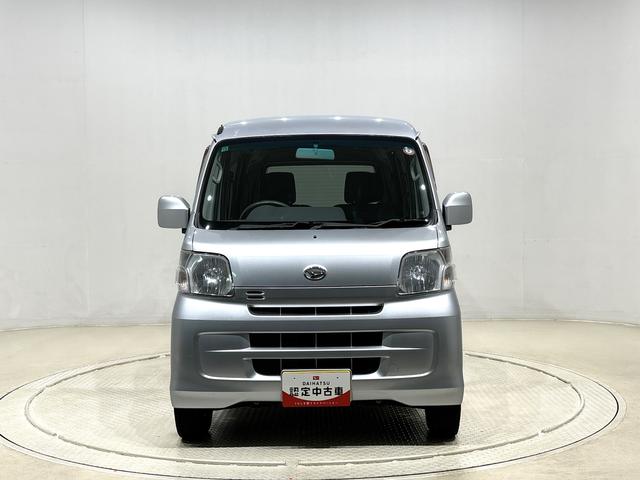 ハイゼットカーゴクルーズ　５速マニュアル　電動格納式ドアミラー　ＣＤステレオ両側スライド　マニュアルエアコン　パワステ　パワーウィンドウ　キーレスエントリーシステム　純正ロングバイザー　純正ラバーマット　フロントトップシェードガラス　オーバーヘッドコンソール　ホイールキャップ（広島県）の中古車