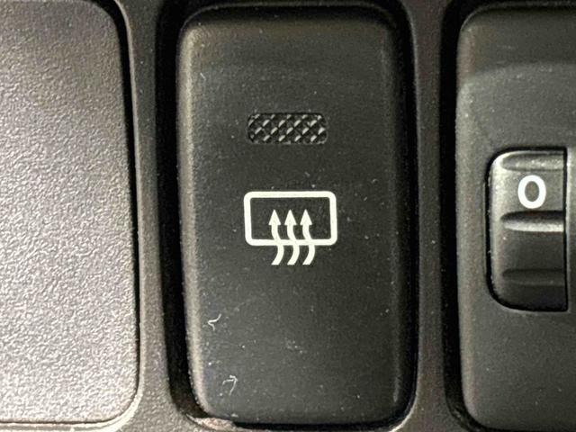 ハイゼットカーゴクルーズ　５速マニュアル　電動格納式ドアミラー　ＣＤステレオ両側スライド　マニュアルエアコン　パワステ　パワーウィンドウ　キーレスエントリーシステム　純正ロングバイザー　純正ラバーマット　フロントトップシェードガラス　オーバーヘッドコンソール　ホイールキャップ（広島県）の中古車