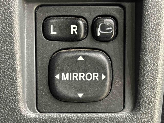 ハイゼットカーゴクルーズ　５速マニュアル　電動格納式ドアミラー　ＣＤステレオ両側スライド　マニュアルエアコン　パワステ　パワーウィンドウ　キーレスエントリーシステム　純正ロングバイザー　純正ラバーマット　フロントトップシェードガラス　オーバーヘッドコンソール　ホイールキャップ（広島県）の中古車