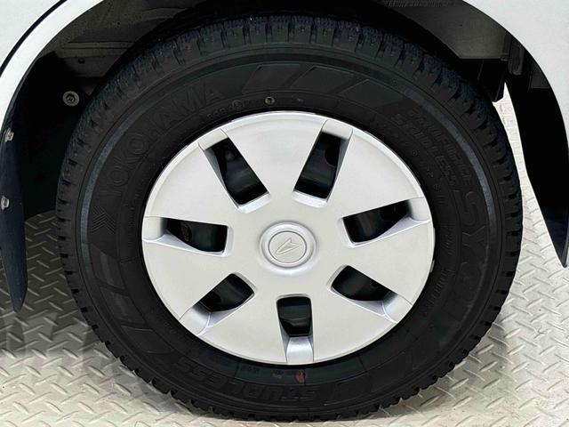 ハイゼットカーゴクルーズ　５速マニュアル　電動格納式ドアミラー　ＣＤステレオ両側スライド　マニュアルエアコン　パワステ　パワーウィンドウ　キーレスエントリーシステム　純正ロングバイザー　純正ラバーマット　フロントトップシェードガラス　オーバーヘッドコンソール　ホイールキャップ（広島県）の中古車