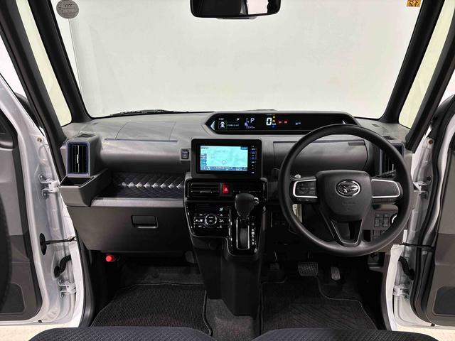 タントカスタムＸセレクション　純正ナビゲーション　キーフリー純正ナビ装着用アップグレードパック　運転席・助手席シートヒーター　オートライト　運転席ロングスライドシート　格納式リヤドアサンシェード　運転席シートリフター　チルトステアリング（広島県）の中古車