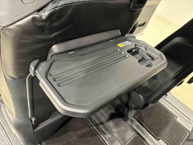 タントカスタムＸセレクション　純正ナビゲーション　キーフリー純正ナビ装着用アップグレードパック　運転席・助手席シートヒーター　オートライト　運転席ロングスライドシート　格納式リヤドアサンシェード　運転席シートリフター　チルトステアリング（広島県）の中古車