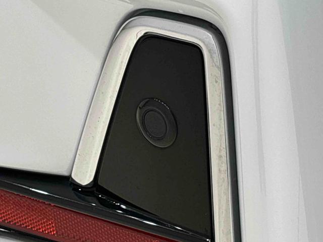 タントカスタムＸセレクション　純正ナビゲーション　キーフリー純正ナビ装着用アップグレードパック　運転席・助手席シートヒーター　オートライト　運転席ロングスライドシート　格納式リヤドアサンシェード　運転席シートリフター　チルトステアリング（広島県）の中古車