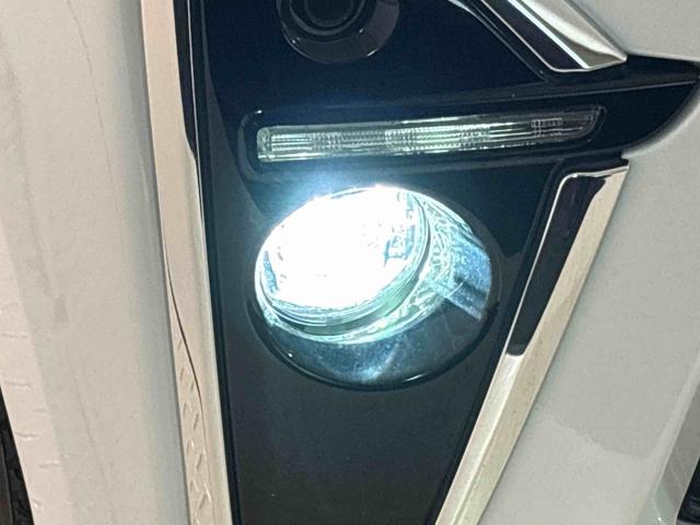 タントカスタムＸセレクション　純正ナビゲーション　キーフリー純正ナビ装着用アップグレードパック　運転席・助手席シートヒーター　オートライト　運転席ロングスライドシート　格納式リヤドアサンシェード　運転席シートリフター　チルトステアリング（広島県）の中古車