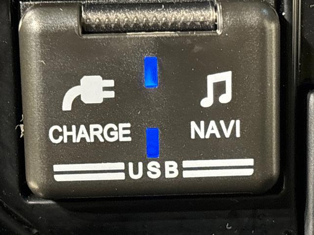 トールカスタムＧ　カーナビ　バックカメラ　ドライブレコーダーＬＥＤヘッドランプ・フォグランプ　　１５インチアルミホイール　オートライト　プッシュボタンスタート　クルーズコントロール　　コーナーセンサー　パワースライドドア　キーフリーシステム（広島県）の中古車