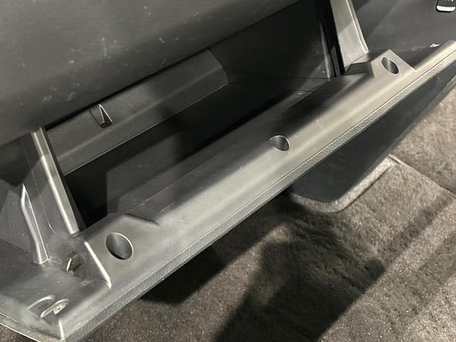 トールカスタムＧ　カーナビ　バックカメラ　ドライブレコーダーＬＥＤヘッドランプ・フォグランプ　　１５インチアルミホイール　オートライト　プッシュボタンスタート　クルーズコントロール　　コーナーセンサー　パワースライドドア　キーフリーシステム（広島県）の中古車