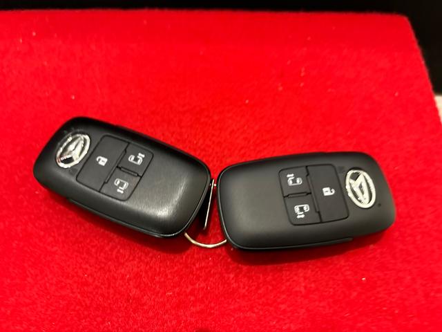 トールカスタムＧ　カーナビ　バックカメラ　ドライブレコーダーＬＥＤヘッドランプ・フォグランプ　　１５インチアルミホイール　オートライト　プッシュボタンスタート　クルーズコントロール　　コーナーセンサー　パワースライドドア　キーフリーシステム（広島県）の中古車