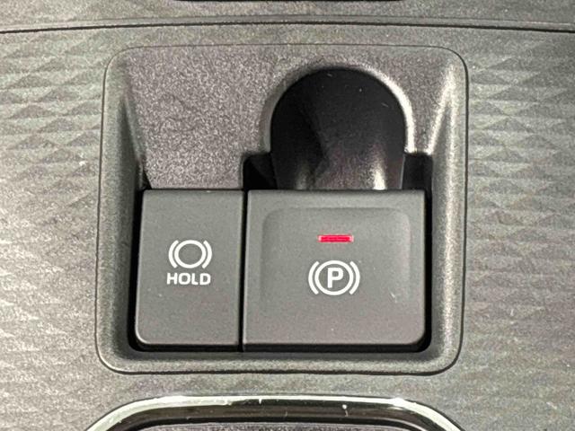 ロッキープレミアムＧ　ＨＥＶＬＥＤヘッドランプ・フォグランプ　全車速追従機能付アダプティブクルーズコントロール　レーンキープコントロール　ブラインドスポットモニター　１７インチアルミホイール　シートヒーター（広島県）の中古車