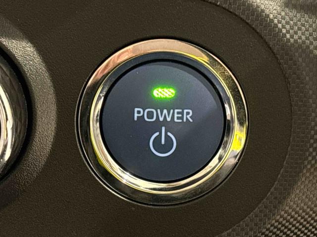 ロッキープレミアムＧ　ＨＥＶＬＥＤヘッドランプ・フォグランプ　全車速追従機能付アダプティブクルーズコントロール　レーンキープコントロール　ブラインドスポットモニター　１７インチアルミホイール　シートヒーター（広島県）の中古車