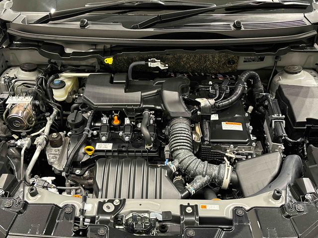 ロッキープレミアムＧ　ＨＥＶＬＥＤヘッドランプ・フォグランプ　全車速追従機能付アダプティブクルーズコントロール　レーンキープコントロール　ブラインドスポットモニター　１７インチアルミホイール　シートヒーター（広島県）の中古車