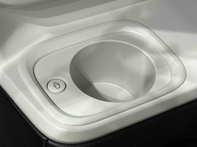 ムーヴキャンバスストライプスＧ　両側電動スライドドア　キーフリーシステム純正ナビ装着用アップグレードパック　運転席・助手席シートヒーター　電動パーキングブレーキ　オートブレーキホールド機能　フルＬＥＤヘッドランプ　３６０°スーパーＵＶ＆ＩＲカットガラス　オートエアコン（広島県）の中古車