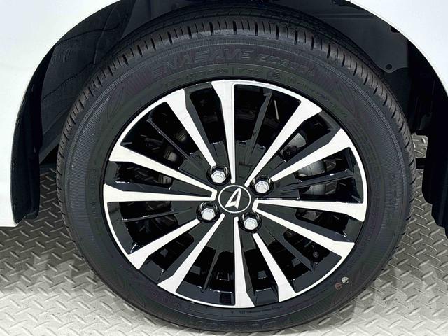 トールカスタムＧ　ターボＬＥＤヘッドランプ・フォグランプ　　１５インチアルミホイール　オートライト　プッシュボタンスタート　クルーズコントロール　　コーナーセンサー　パワースライドドア　キーフリーシステム（広島県）の中古車