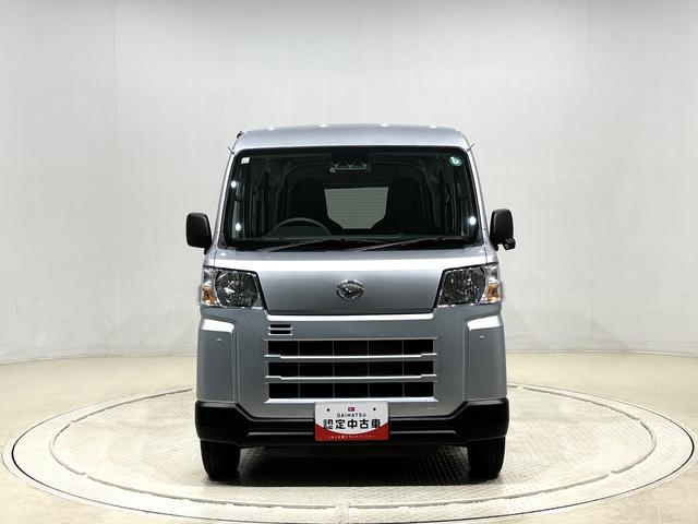 ハイゼットカーゴＤＸＬＥＤヘッドランプ　トップシェイドガラス　コーナーセンサー　オーバーヘッドシェルフ　フロントドアパワーウインドウ　キーレスエントリー　ＡＭ／ＦＭラジオ　テンパータイヤ　スチールホイール（広島県）の中古車