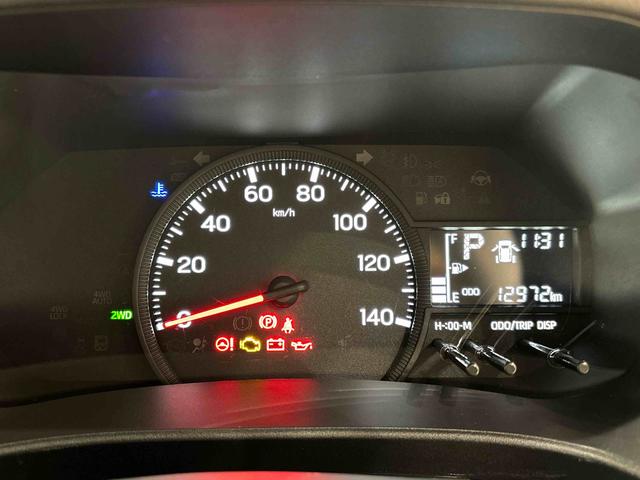 ハイゼットカーゴＤＸＬＥＤヘッドランプ　トップシェイドガラス　コーナーセンサー　オーバーヘッドシェルフ　フロントドアパワーウインドウ　キーレスエントリー　ＡＭ／ＦＭラジオ　テンパータイヤ　スチールホイール（広島県）の中古車