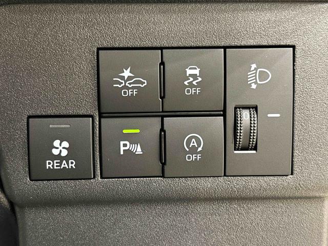 ハイゼットカーゴＤＸＬＥＤヘッドランプ　トップシェイドガラス　コーナーセンサー　オーバーヘッドシェルフ　フロントドアパワーウインドウ　キーレスエントリー　ＡＭ／ＦＭラジオ　テンパータイヤ　スチールホイール（広島県）の中古車