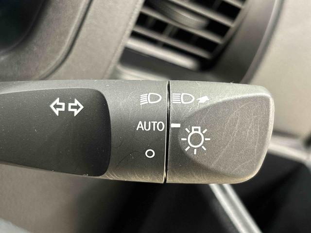 ハイゼットカーゴＤＸＬＥＤヘッドランプ　トップシェイドガラス　コーナーセンサー　オーバーヘッドシェルフ　フロントドアパワーウインドウ　キーレスエントリー　ＡＭ／ＦＭラジオ　テンパータイヤ　スチールホイール（広島県）の中古車