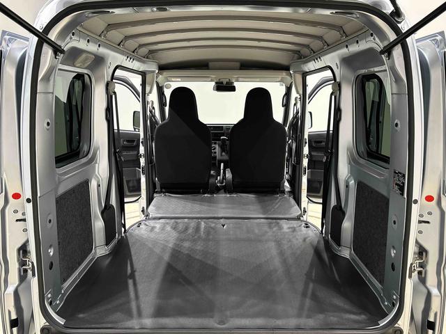 ハイゼットカーゴＤＸＬＥＤヘッドランプ　トップシェイドガラス　コーナーセンサー　オーバーヘッドシェルフ　フロントドアパワーウインドウ　キーレスエントリー　ＡＭ／ＦＭラジオ　テンパータイヤ　スチールホイール（広島県）の中古車