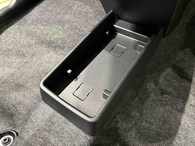 ミライースＸ　ＳＡIII　バックカメラ　ＬＥＤヘッドライト付オートライト　オートハイビーム　リヤスモークガラス　リヤワイパー　パワーウィンドウ　電動格納式ドアミラー　アイドリングストップ　オーディオレス　マニュアルエアコン　キーレスエントリーシステム（広島県）の中古車