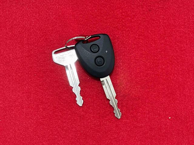 ミライースＸ　ＳＡIII　バックカメラ　ＬＥＤヘッドライト付オートライト　オートハイビーム　リヤスモークガラス　リヤワイパー　パワーウィンドウ　電動格納式ドアミラー　アイドリングストップ　オーディオレス　マニュアルエアコン　キーレスエントリーシステム（広島県）の中古車