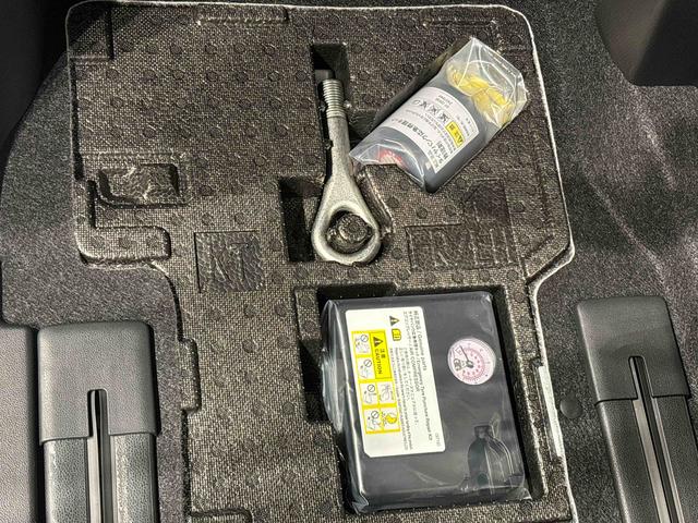 タントカスタムＲＳ　コーナーセンサー　シートバックテーブルＬＥＤオートライト　パワースライドドアウェルカムオープン機能　電動パーキングブレーキ　運転席助手席シートヒーター　アルミホイール　キーフリーシステム　　オート電動格納式ドアミラー（広島県）の中古車