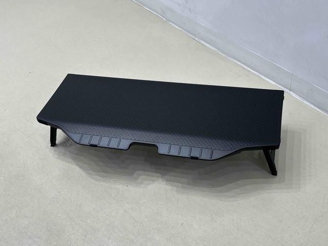 タントカスタムＲＳ　コーナーセンサー　シートバックテーブルＬＥＤオートライト　パワースライドドアウェルカムオープン機能　電動パーキングブレーキ　運転席助手席シートヒーター　アルミホイール　キーフリーシステム　　オート電動格納式ドアミラー（広島県）の中古車