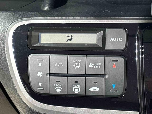 Ｎ−ＢＯＸカスタムＧ・Ｌパッケージ　カーナビゲーション　バックモニターオートエアコン　助手席側後席パワースライドドア　ターンランプ付き電動格納式ドアミラー　オートライト　プッシュボタンスタート　トップシェイドガラス　セキュリティーアラーム　キーフリーシステム（広島県）の中古車